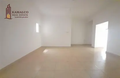 Apartment - 2 Bedrooms - 2 Bathrooms for rent in Al Muntazah Street - Al Muntazah - Doha