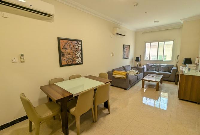 956176 - Property Image 2
