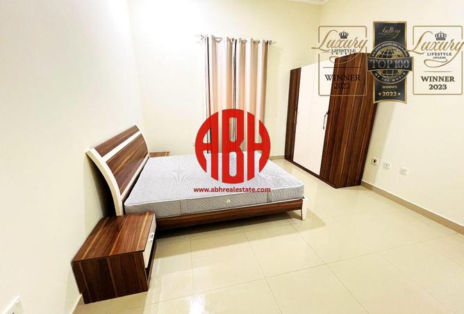 987833 - Property Image 2