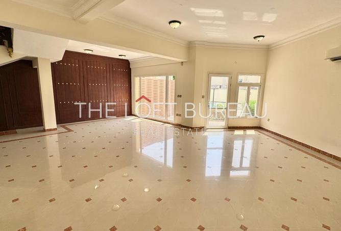 979043 - Property Image 3