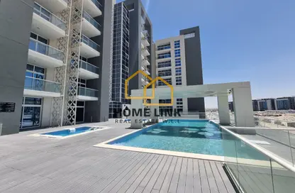 Apartment - 2 Bedrooms - 3 Bathrooms for sale in Boulevard View - Yasmeen City - Lusail