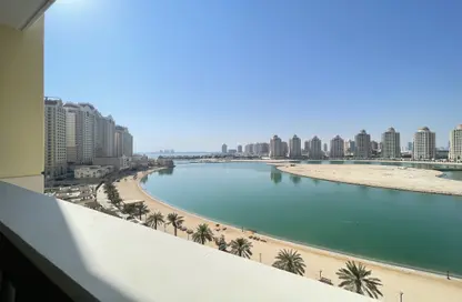 شقة - 2 غرف نوم - 3 حمامات للايجار في فيفا غرب - فيفا بحرية - جزيرة اللؤلؤة - الدوحة