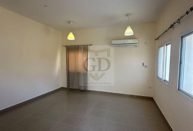 962322 - Property Image 2