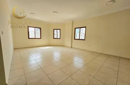 Apartment - 3 Bedrooms - 3 Bathrooms for rent in Al Mansoura - Al Mansoura - Doha