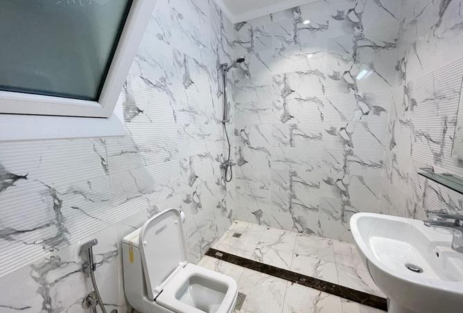 931133 - Property Image 3
