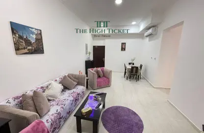 Apartment - 2 Bedrooms - 2 Bathrooms for rent in Fereej Bin Mahmoud North - Fereej Bin Mahmoud - Doha