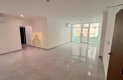 Apartment - 2 Bedrooms - 3 Bathrooms for rent in Al Sadd Road - Al Sadd - Doha
