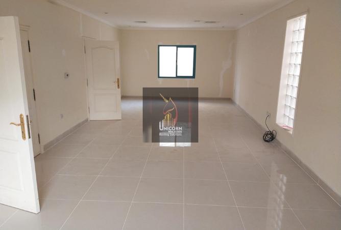 889632 - Property Main Image