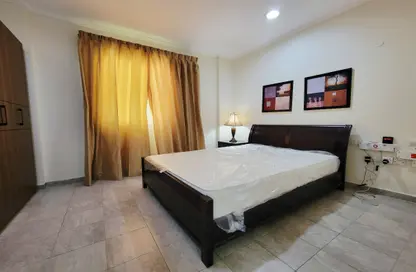 Apartment - Studio - 1 Bathroom for rent in Al Aqaria Tower - Old Salata - Salata - Doha