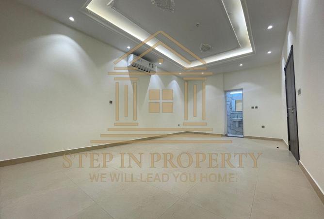 928434 - Property Image 3