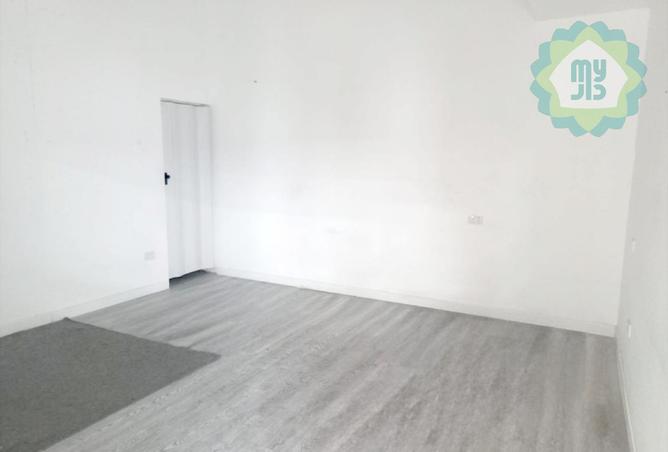 1006081 - Property Image 2