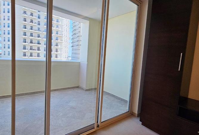 976819 - Property Image 3