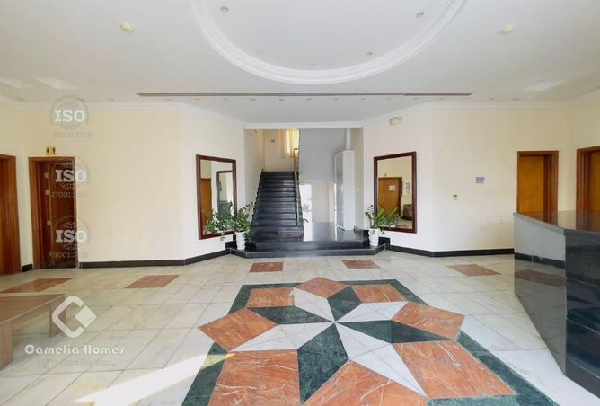 923984 - Property Image 2