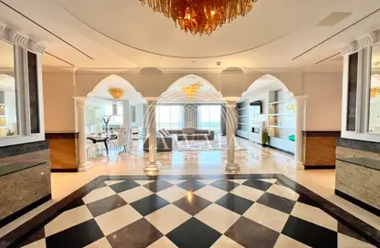 Penthouse - 4 Bedrooms - 5 Bathrooms for rent in Viva West - Viva Bahriyah - The Pearl Island - Doha