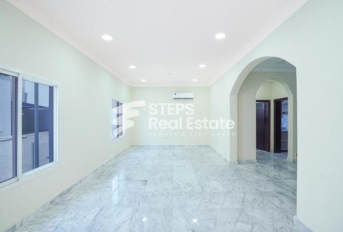 940155 - Property Image 3