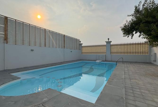 967687 - Property Main Image