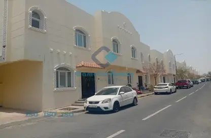 Villa - 4 Bedrooms - 5 Bathrooms for rent in Ain Khaled - Doha