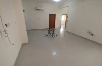 Apartment - 2 Bedrooms - 2 Bathrooms for rent in Tadmur Street - Old Airport Road - Doha