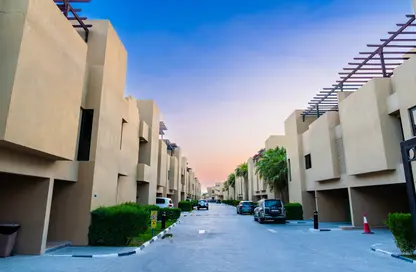 مجمع سكني - 5 غرف نوم - 5 حمامات للايجار في فيلات ميراج - الوعب - الوعب - الدوحة