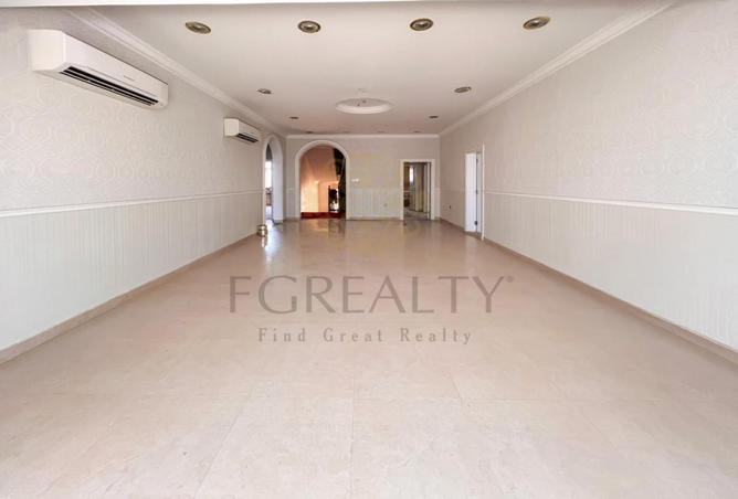 974819 - Property Main Image