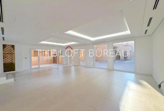 1002271 - Property Main Image