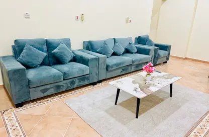 Apartment - 2 Bedrooms - 2 Bathrooms for rent in Bin Omran - Fereej Bin Omran - Doha
