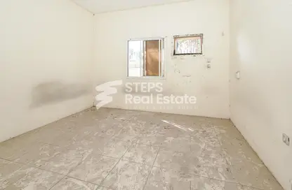 سكن عمال - استوديو - 8 حمامات للايجار في المنطقة الصناعية 4 - المنطقة الصناعية - المنطقة الصناعية - الدوحة