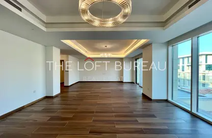 Duplex - 4 Bedrooms - 5 Bathrooms for sale in Gewan Island - The Pearl Island - Doha