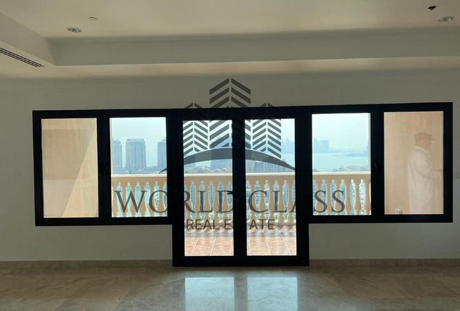 974584 - Property Image 2