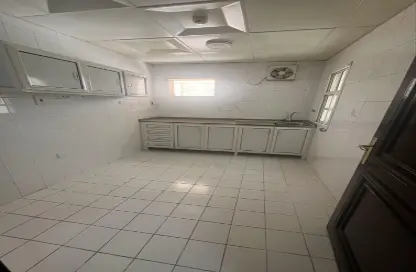 Apartment - 2 Bedrooms - 2 Bathrooms for rent in Fereej Bin Mahmoud - Doha