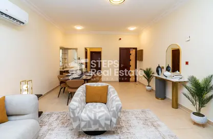 Apartment - 2 Bedrooms - 2 Bathrooms for rent in Bin Omran 35 - Fereej Bin Omran - Doha