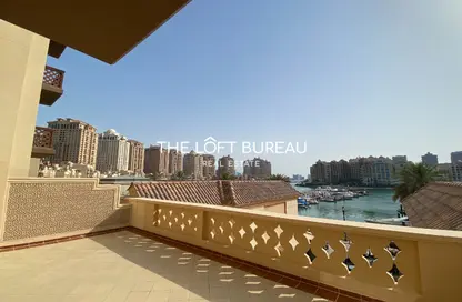 تاون هاوس - غرفة نوم - 3 حمامات للايجار في طريق بورتو الغربي - بورتو أرابيا - جزيرة اللؤلؤة - الدوحة