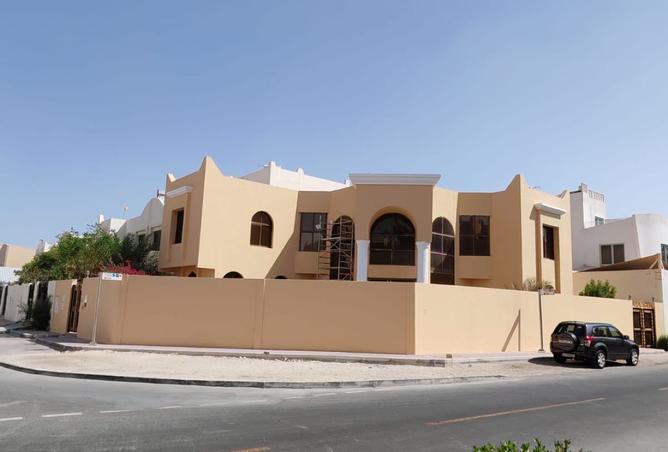 958040 - Property Image 2