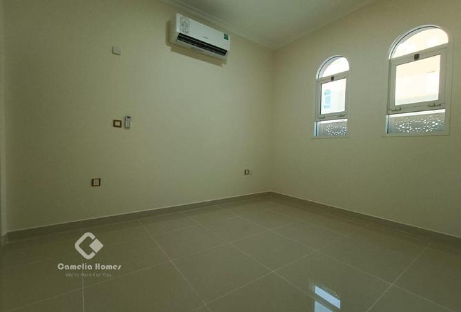 930337 - Property Image 3