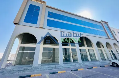 Show Room - Studio - 7+ Bathrooms for rent in East Industrial Street - Birkat Al Awamer - Al Wakra