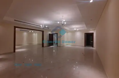 Empty Room image for: Villa - 6 Bedrooms - 7 Bathrooms for rent in Al Wakra - Al Wakrah - Al Wakra, Image 1