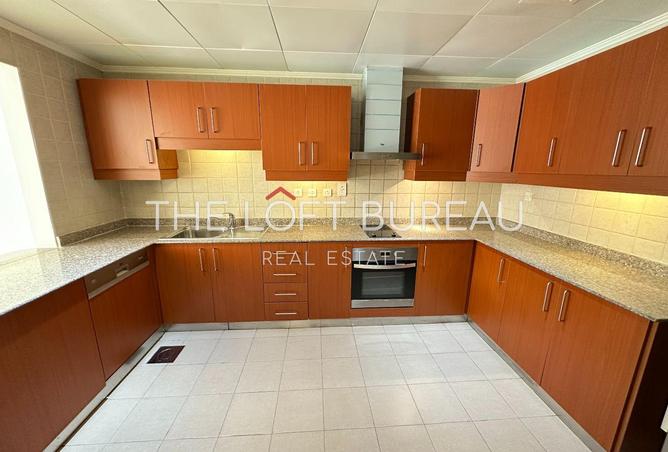 998400 - Property Image 3