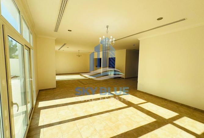 941094 - Property Main Image
