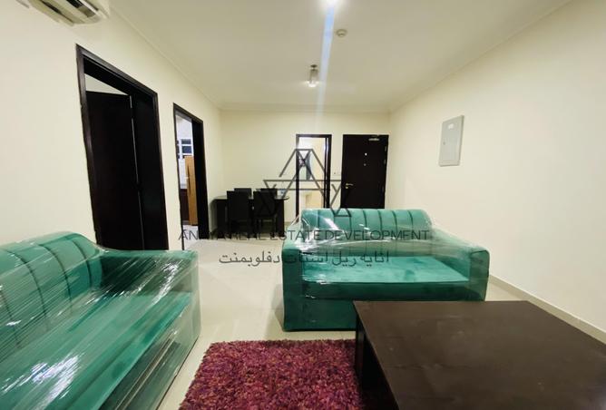 942109 - Property Main Image