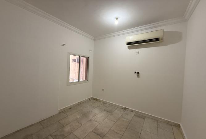 1005046 - Property Image 3