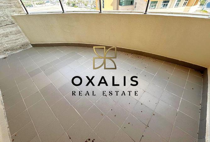 960465 - Property Image 3