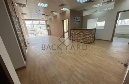 مساحات مكتبية - استوديو - 2 حمامات للايجار في منتزه 19 - المنتزه - الدوحة