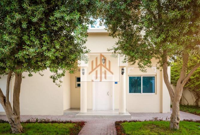 974328 - Property Image 2