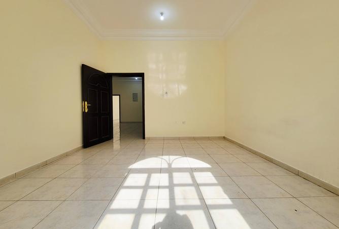 981741 - Property Image 2