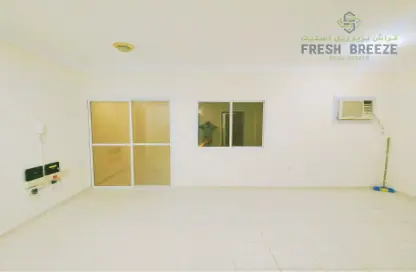 Apartment - 2 Bedrooms - 2 Bathrooms for rent in Old Salata - Salata - Doha