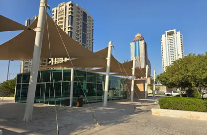 محل - استوديو - 8 حمامات للبيع في مرتفعات مارينا لوسيل - منطقة المارينا - الوسيل