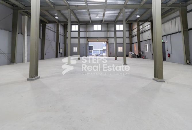 947601 - Property Image 2