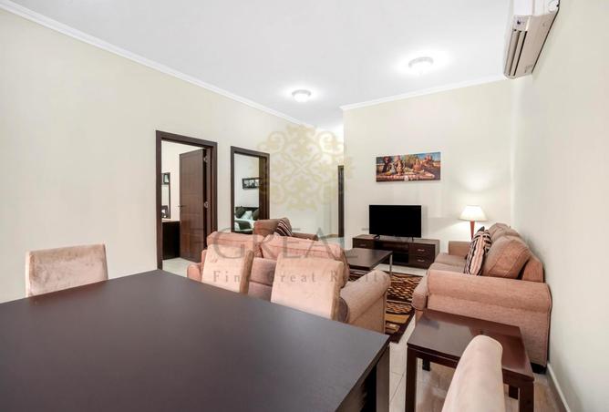 979894 - Property Image 2