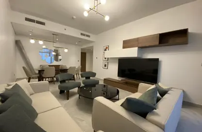 Apartment - 2 Bedrooms - 3 Bathrooms for rent in Marina Tower 02 - Marina District - Lusail