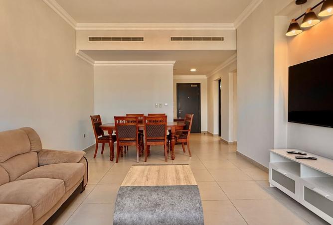 981973 - Property Image 2